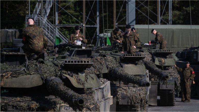 Europa se pregateste de razboi si isi extinde fabricile de armament. De ce rachetele sunt cruciale in planul de lupta contra Rusiei Imagine