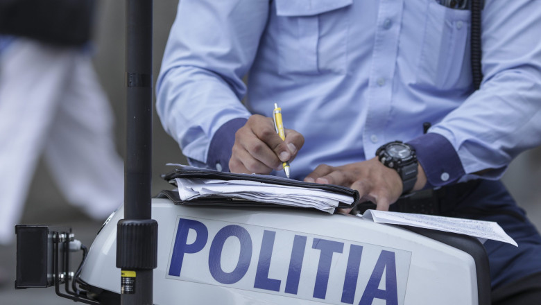 EUROPOL acuza ca Politia Capitalei se restructureaza pe WhatsApp. Ce spun reprezentantii DGPMB Imagine