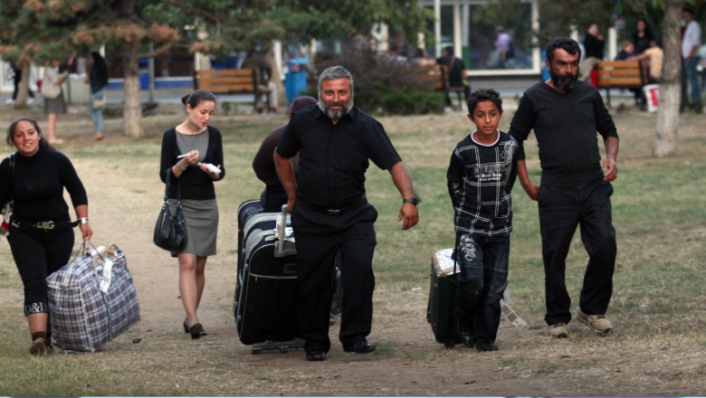 Europol: Bandele din Romania dau lovitura si se intorc in tara cu zboruri low-cost, in aceeasi zi Imagine