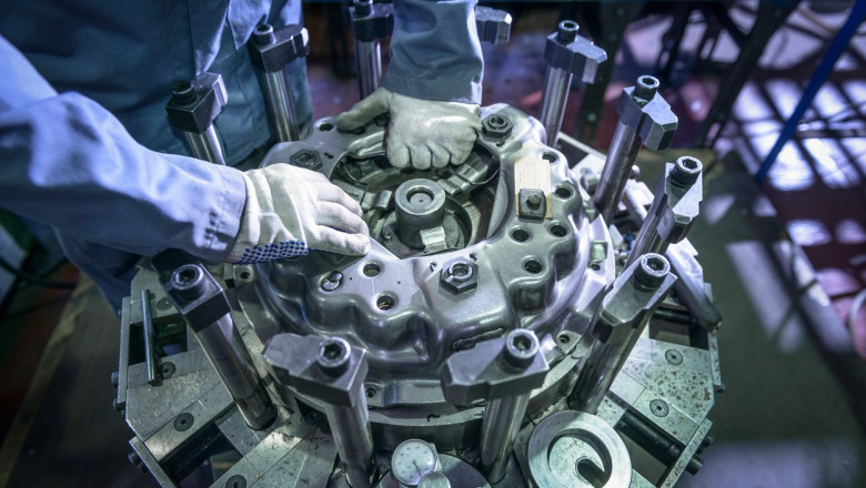 Eurostat: Romania este pe locul trei in UE la cresterea pretului productiei industriale Imagine