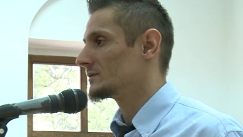 Evadare din infernul drogurilor. Un oradean isi povesteste viata de narcoman in fata elevilor Imagine