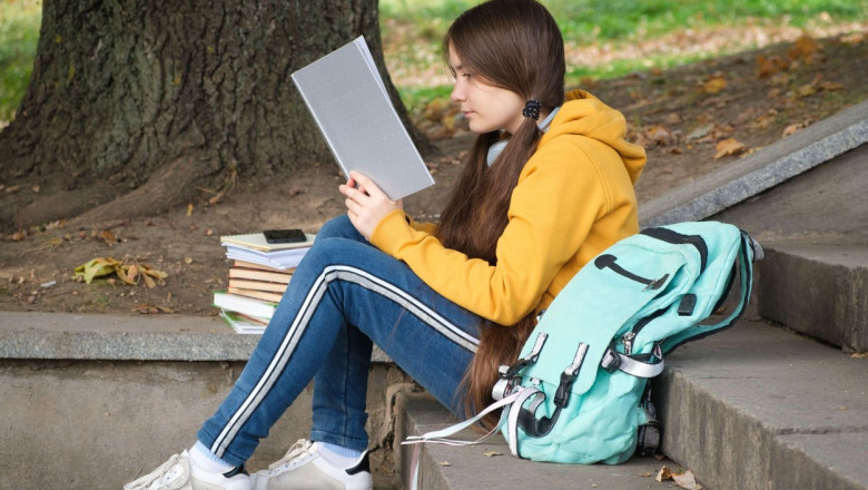 Evaluare Nationala 2022. Elevii claselor a VIII-a sustin proba scrisa la Limba si literatura romana Imagine