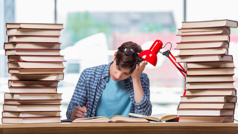 Evaluare Nationala 2024. Ce trebuie sa faca si ce trebuie sa evite parintii pentru a-si ajuta copiii sa depaseasca stresul examenelor Imagine