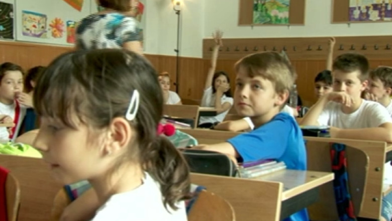 Evaluare nationala. Astazi sunt testati elevii claselor a II-a Imagine
