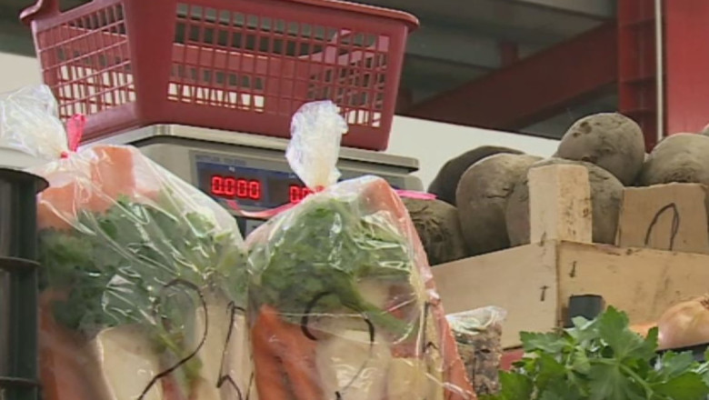 Evaziune fiscala cu fructe si legume Imagine