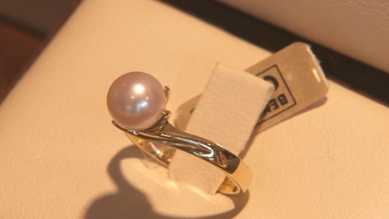 Evaziune fiscala cu pietre pretioase Imagine