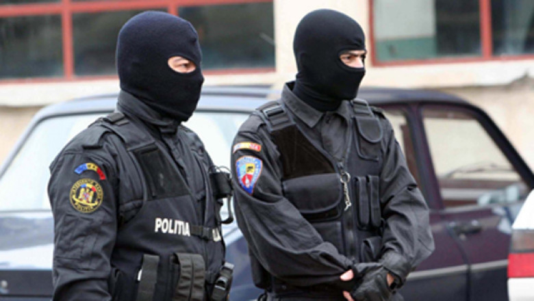 Evaziune fiscala prin firme fantoma Imagine