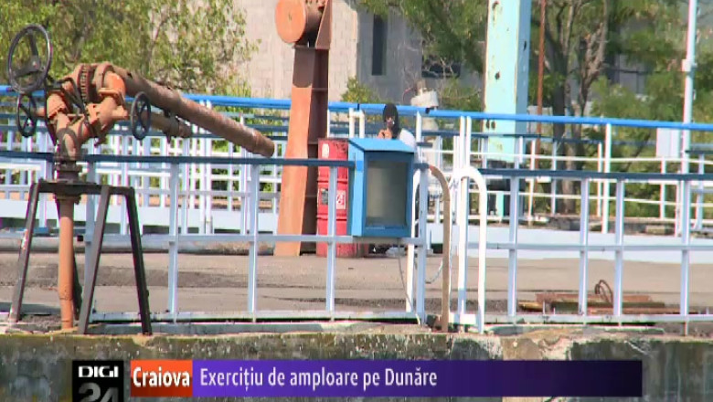 Exercitiu de amploare pe Dunare Imagine
