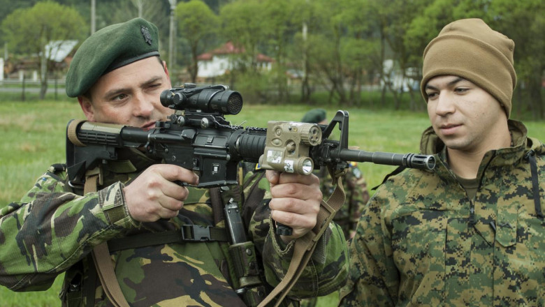 Exercitiu militar comun Romania – SUA la Vatra Dornei: Vanatorii de munte se antreneaza cu infanteristii Imagine