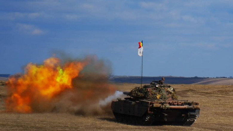 Exercitiu militar in apropierea orasului Tulcea. Armata a restrictionat accesul civililor in zona Imagine