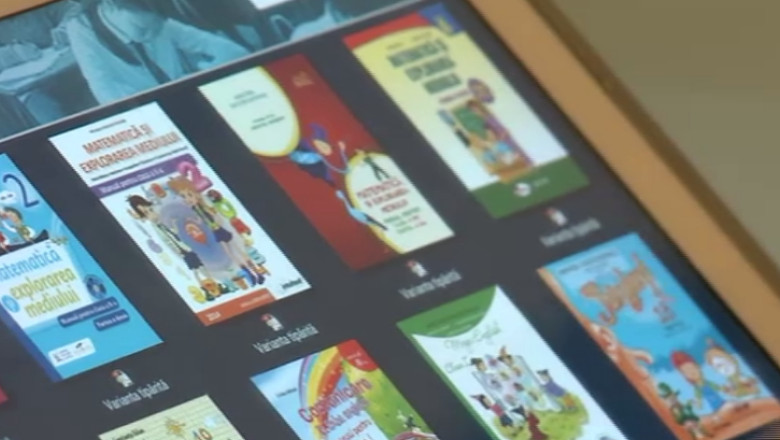 EXPERIMENT Digi24. Manualele digitale pica testul tabletei Imagine