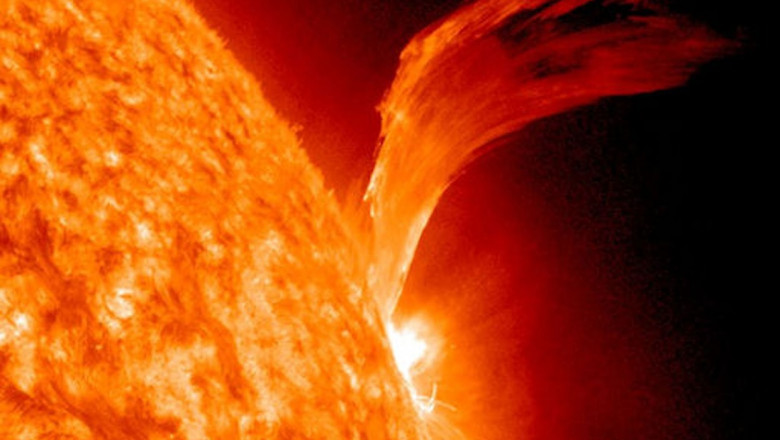 Expertii avertizeaza ca luni vor avea loc eruptii solare puternice. Comunicatiile ar putea fi afectate Imagine