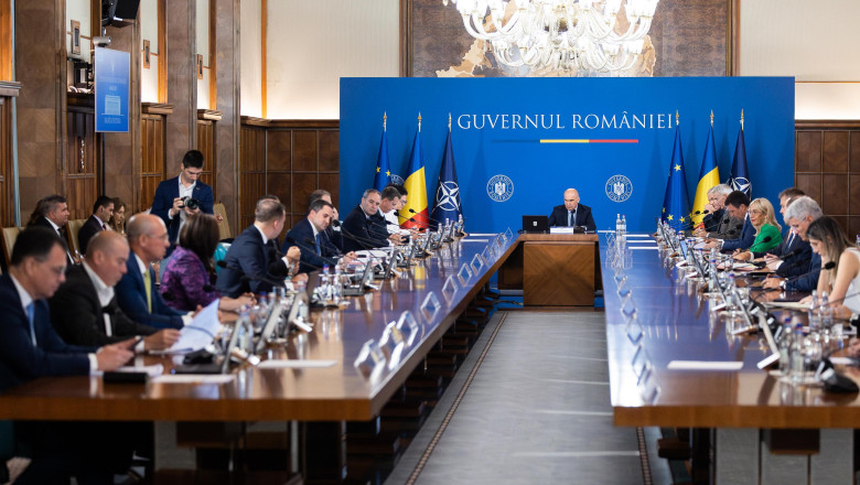 Expira plafonarea adaosului la alimentele de baza. Scandal nou in coalitie: lideri ai PSD o ataca pe purtatoarea de cuvant a Guvernului Imagine