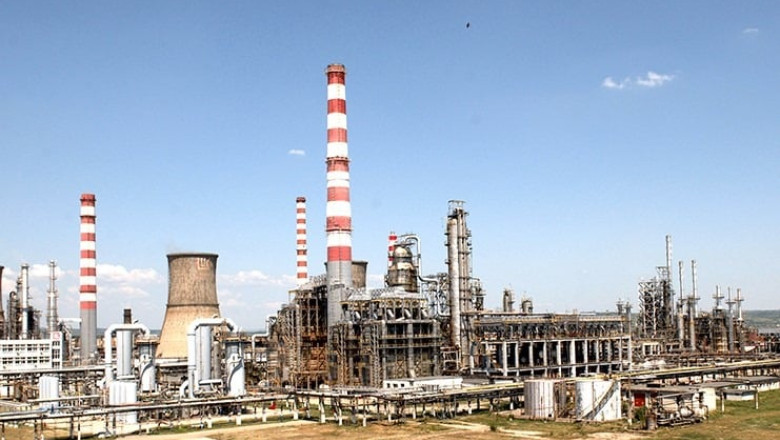 Explozia de la rafinaria Petrotel Lukoil din Ploiesti: care este starea barbatului ranit si impactul incidentului asupra mediului Imagine