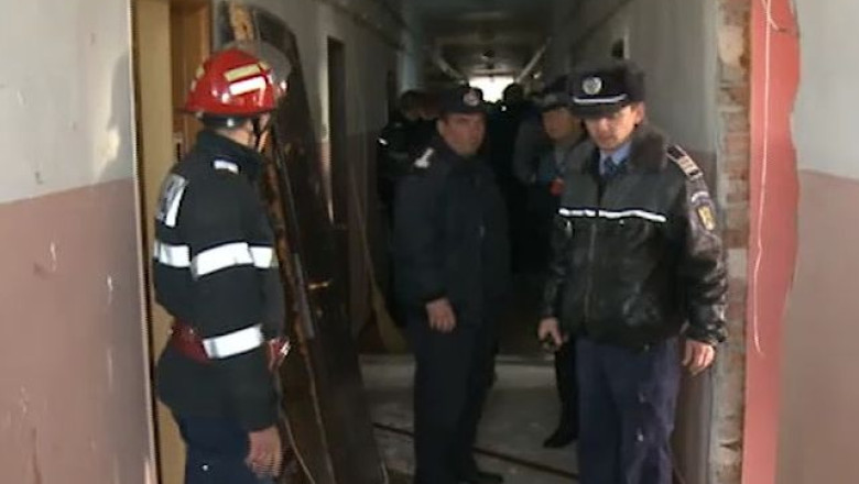 Explozie, de la o acumulare de gaz, in Arad. Locuinte devastate, o persoana ranita Imagine