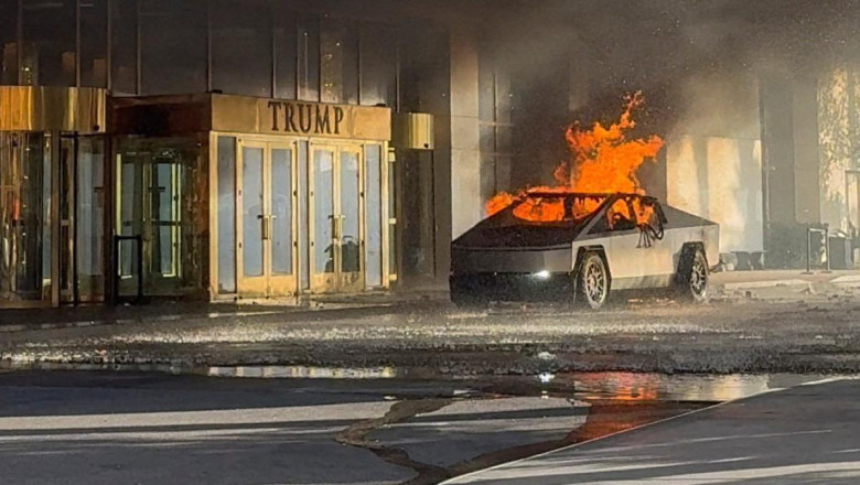 Explozie in Las Vegas: De ce s-a aruncat in aer soferul camionetei Tesla. FBI a aratat mesajele gasite in telefonul lui Imagine