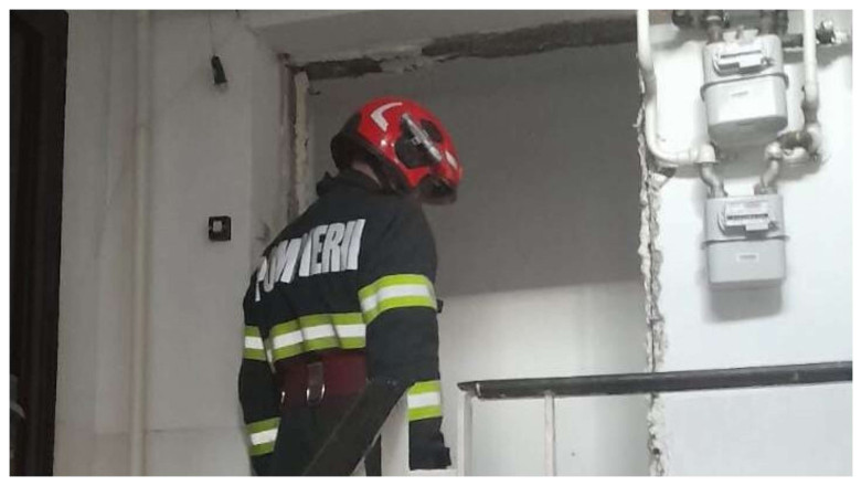 Explozie intr-un bloc din Ramnicu Sarat: zeci de oameni evacuati. Nu au fost victime. Care a fost cauza deflagratiei Imagine