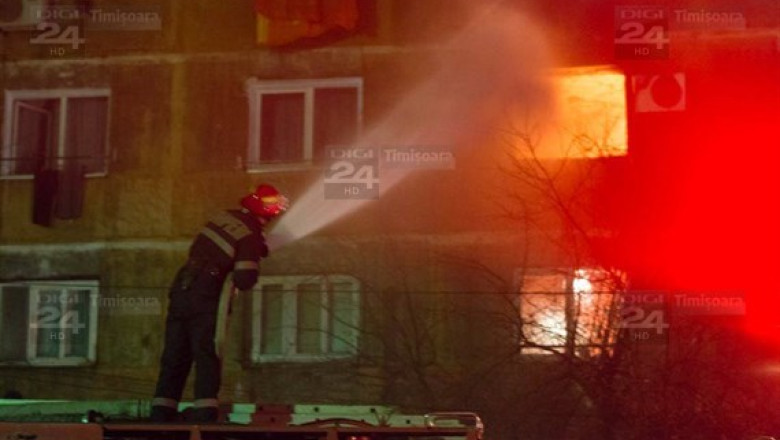 Explozie intr-un bloc din Timisoara! Mai multe persoane au avut de suferit. Locatarii - evacuati Imagine