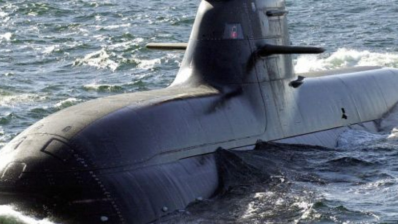 Explozie la bordul unui submarin militar indian Imagine