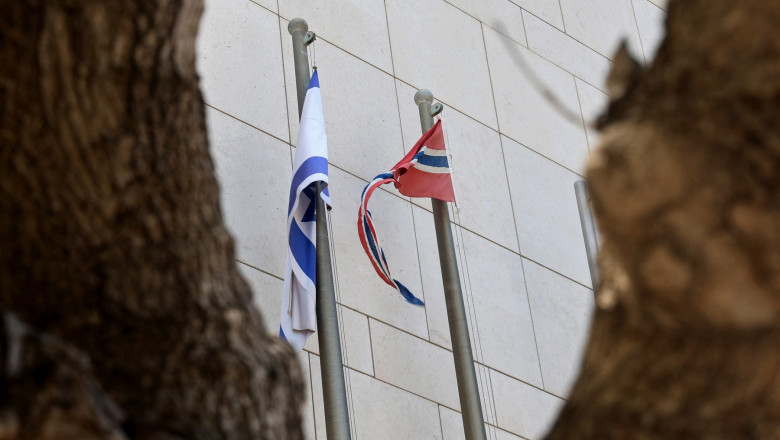 Explozie la resedinta ambasadorului Norvegiei din Tel Aviv Imagine
