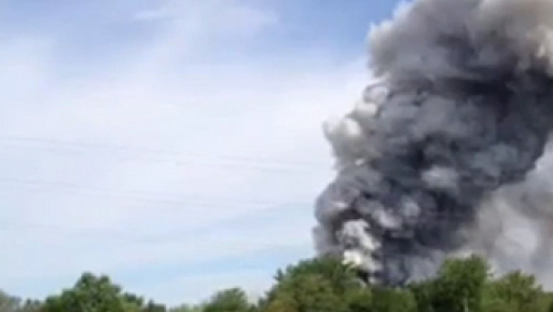 Explozii la o fabrica de artificii din Quebec. Doi morti, 40 de case evacuate Imagine