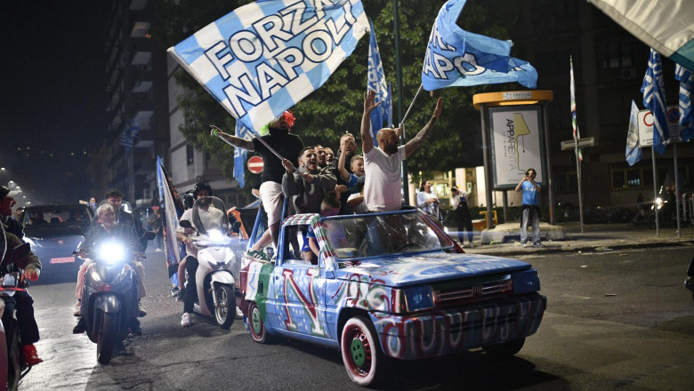 Extaz la Napoli dupa ce echipa a castigat al patrulea titlu de campioana a Italiei Imagine