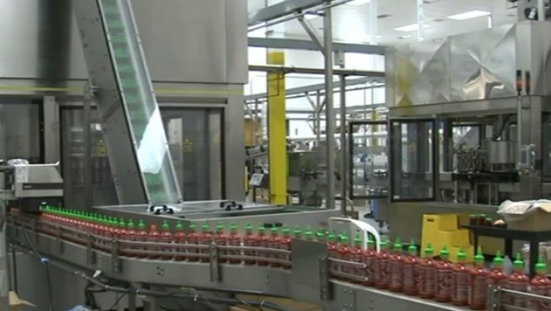 Fabrica de condimente, vinovata de tulburarea ordinii publice din cauza ardeiului uite Imagine