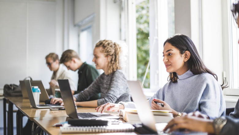 Facilitati pentru studenti in Bucuresti: Ce reduceri au la transportul in comun si unde pot beneficia de servicii cu tarife speciale Imagine