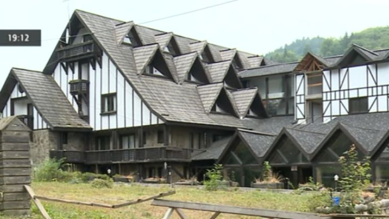 FALIMENT. Bancile au scos la vanzare peste 200 de hoteluri si pensiuni Imagine