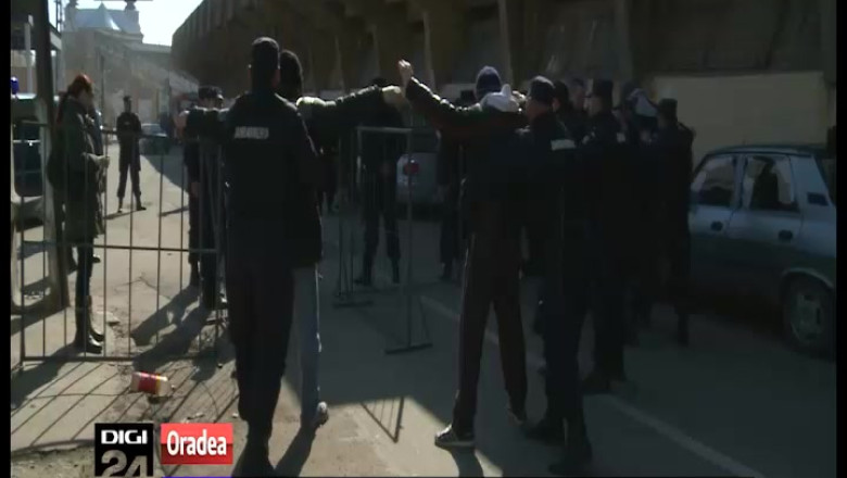 Fanii FC Bihor acuza jandarmii de agresiune Imagine