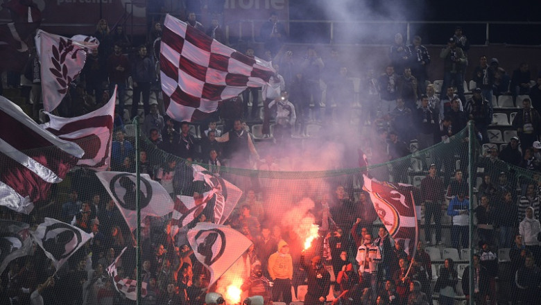 Fanii Rapidului se tem sa nu-si piarda imnul. Scrisoarea pe care i-au trimis-o lui Andrei Paunescu Imagine