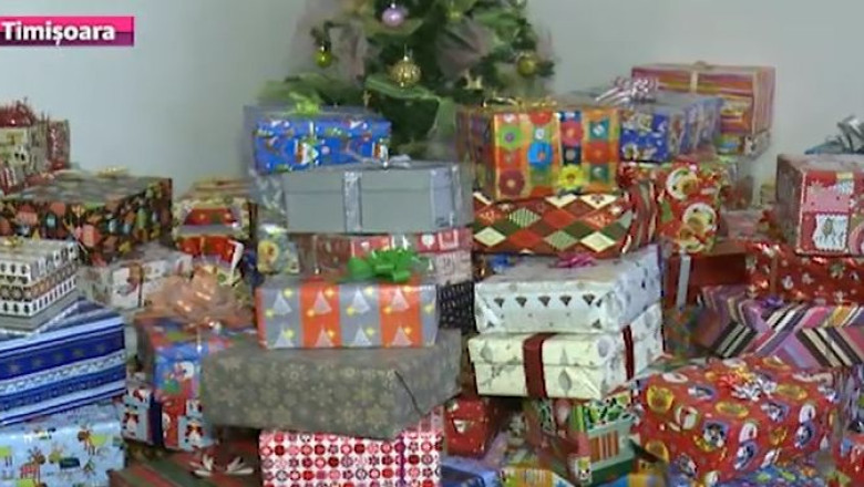 Fapte bune... in cutii de pantofi. Peste 600 de cadouri sunt distribuite in casele de copii Imagine