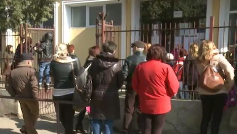 Fara martisoare cu efort financiar Imagine