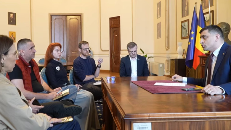 Fara precedent: Jurnalistii Digi24, filmati de George Simion fara stirea lor Imagine