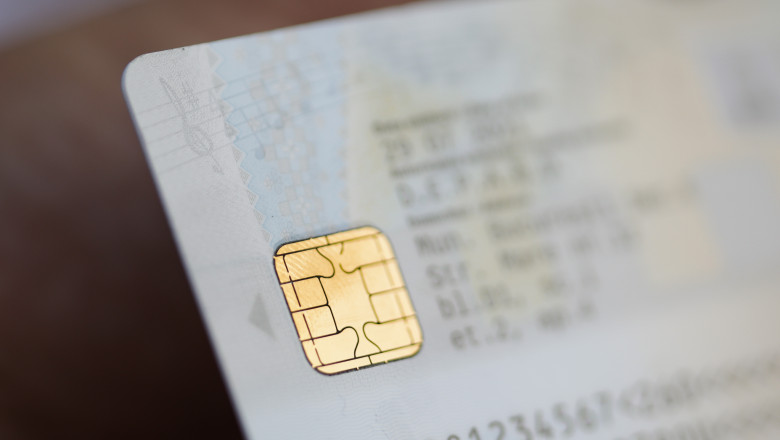 Fara taxe la eliberarea cartii de identitate electronice. Ce s-a decis in sedinta de guvern Imagine
