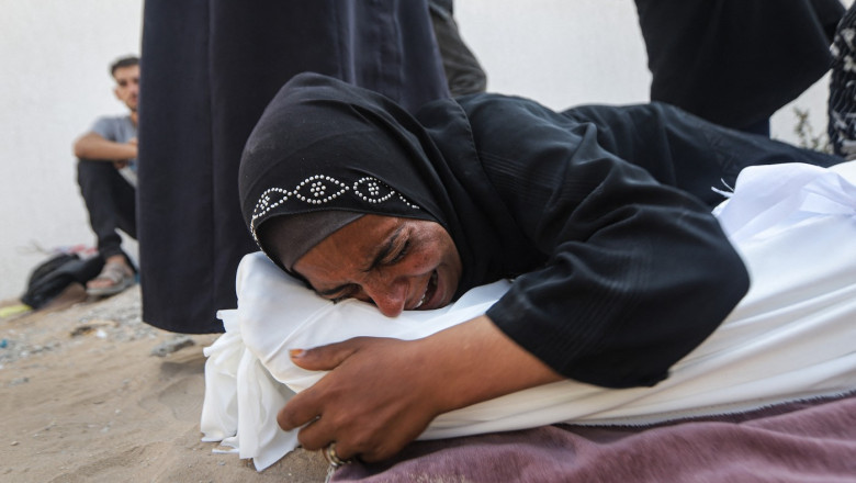 Fasia Gaza: 90 de morti in 48 de ore in urma atacurilor israeliene. Accesul la internet continua sa fie oprit Imagine