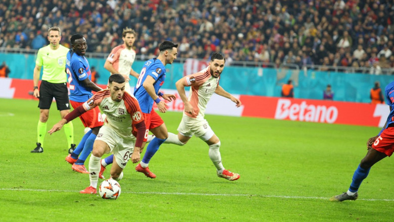 FCSB, invinsa de Olympique Lyon in prima mansa a optimilor de finala ale Europa League. Golul campioanei Romaniei, marcat de Baluta Imagine