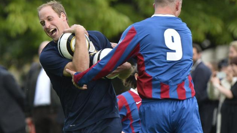 Federatia Engleza de Fotbal a sarbatorit 150 de ani de la infiintare printr-un meci la Palatul Buckingham Imagine