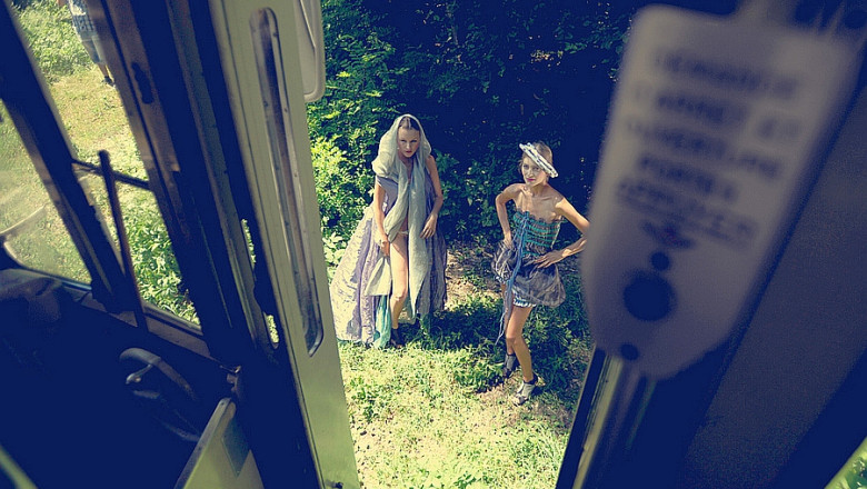 Feeric Fashion Days, moda inedita la Sibiu: Prezentari la depoul CFR, la baia comunala si la fabrica de dulciuri Feleacu Imagine