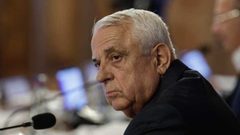 Fermierii si liberalii il acuza pe Daea ca a gresit formula de impartire a banilor pentru cei afectati de seceta. Ce spune ministrul Imagine