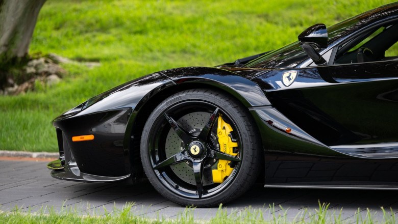 Ferrari anunta lansarea primul sau model complet electric Imagine