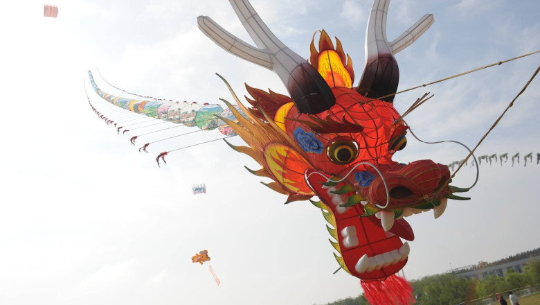 Festivalul International al Zmeielor in China. Participa 257 de echipe din 51 de tari si regiuni Imagine