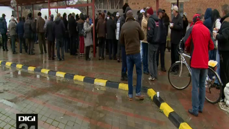 Festivalul "Juvelnicul cu Randuieli". Cea mai buna ciorba de peste a fost premiata   Imagine