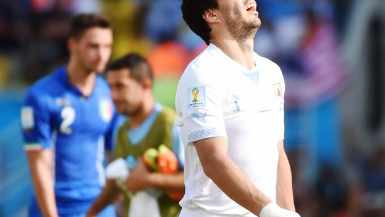 FIFA a respins apelul Federatiei Uruguayene de Fotbal la suspendarea lui Luis Suarez Imagine