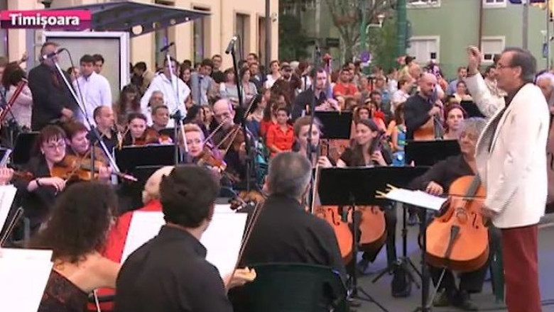 Filarmonica Banatul, concert in mijlocul Pietei Balcescu Imagine