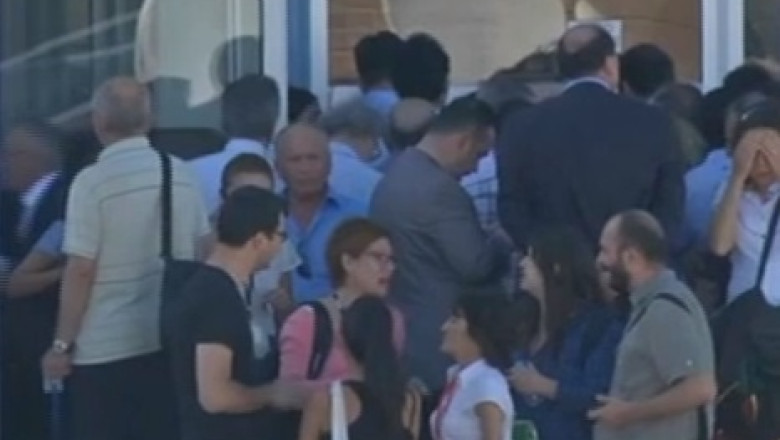 Finalul unui proces mamut. General turc condamnat la inchisoare, pentru ca ar fi incercat sa rastoarne guvernul Imagine