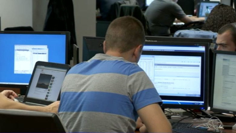 Firmele romanesti de IT aduc mai multi bani decat turismul Imagine