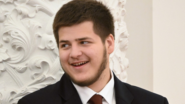 Fiul de 17 ani al lui Ramzan Kadirov, numit sef al fiscului in Cecenia Imagine