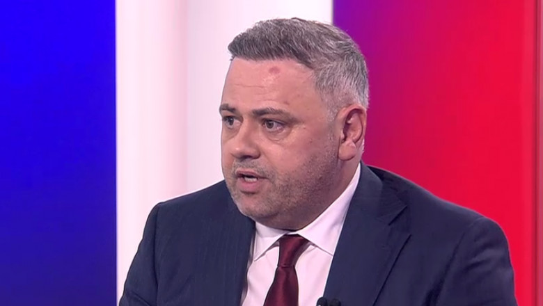 Florin Barbu: Cat au protestat fermierii, PNL n-a cerut coalitie, au stat pititi. Acum, inrosesc telefoanele pentru a cere coalitie Imagine