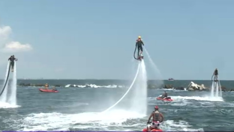 Flyboarding-ul, noul sport pe litoral Imagine